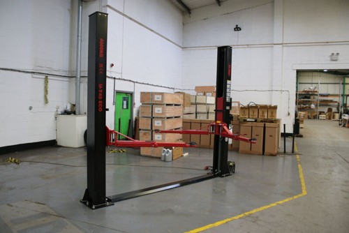 Post car lift ex - car, lift,